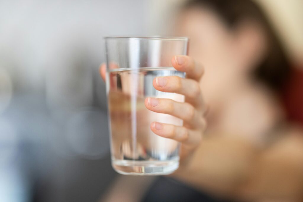 7 Why Drinking Water After Waking Up Is Important for Your Daily Health Drinking Water After Waking Up